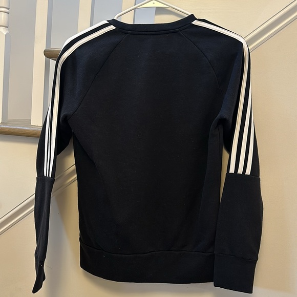 Adidas oversized Sweatshirt women’s size xs - Picture 5 of 5